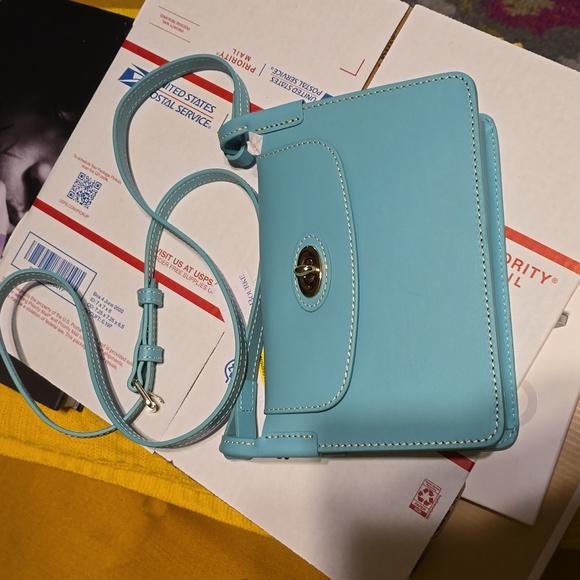 🆕Dooney Bourke Handbag - Picture 2 of 6